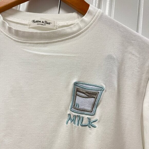 Embroidered Milk Graphic Tee White – S - Picture 6 of 11